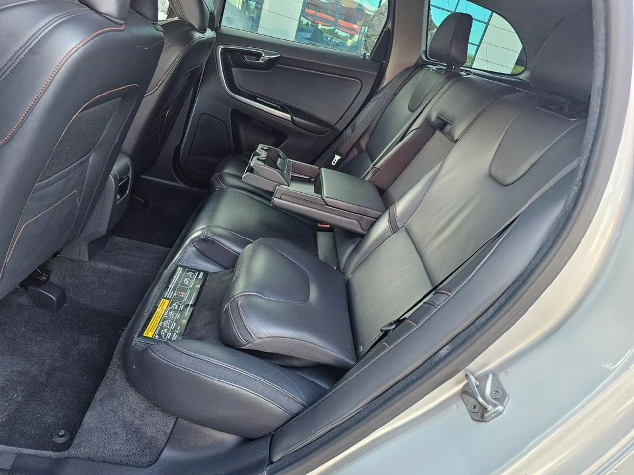 Volvo XC 60 - Zdjęcie 34