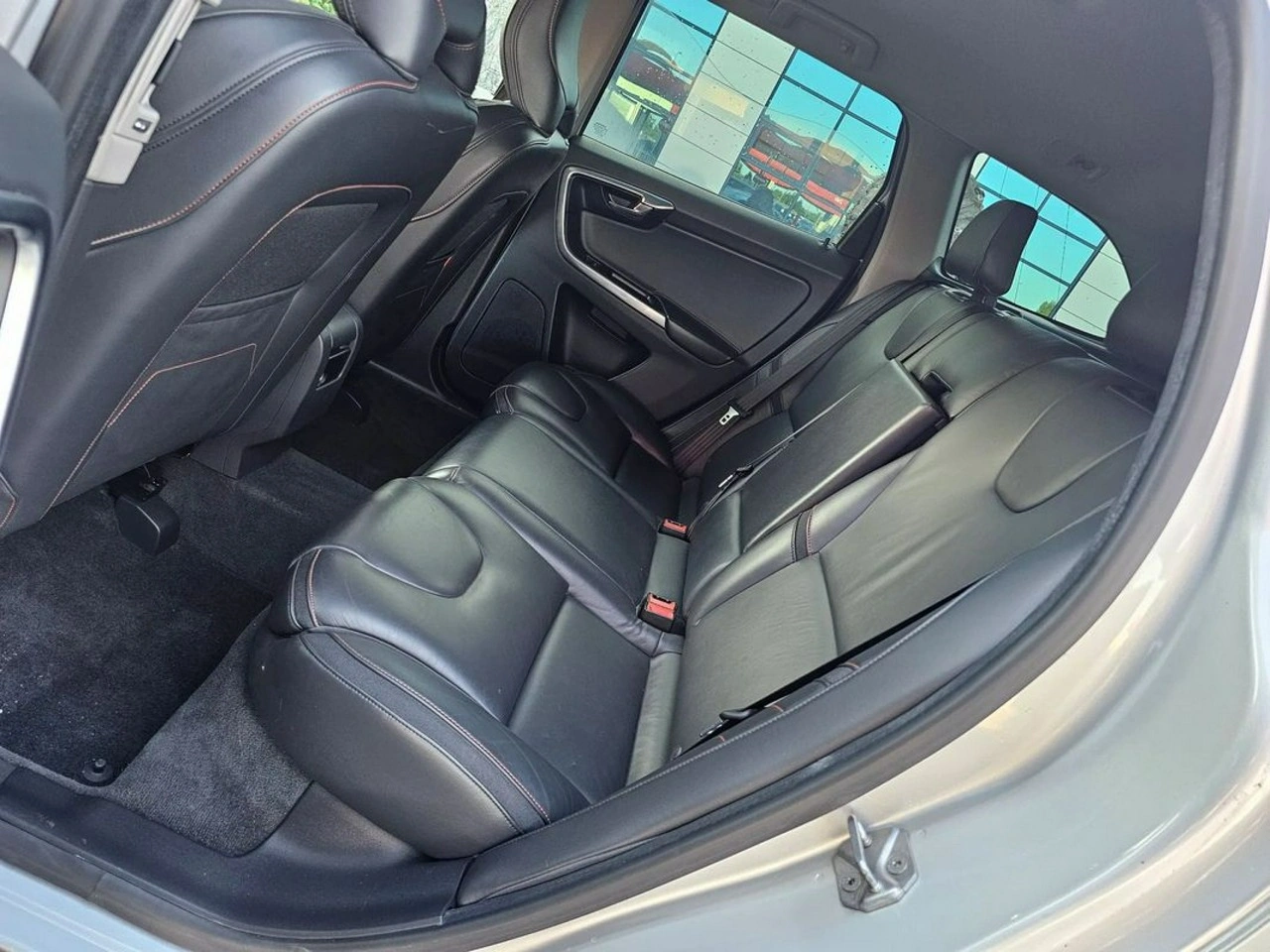 Volvo XC 60 - Zdjęcie 35