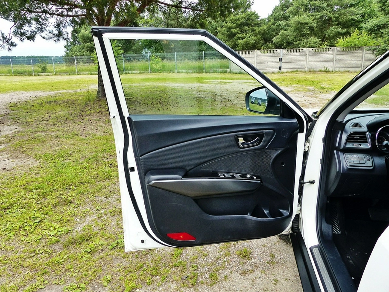 SsangYong XLV - Zdjęcie 16