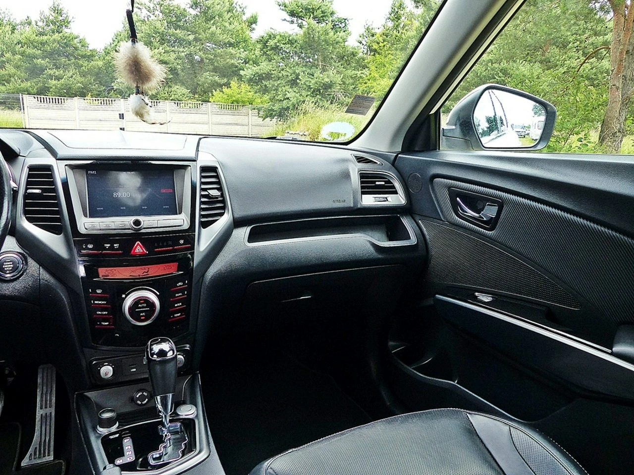 SsangYong XLV - Zdjęcie 36