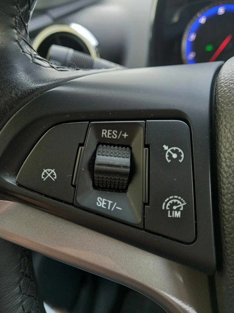 Chevrolet Trax - Zdjęcie 37