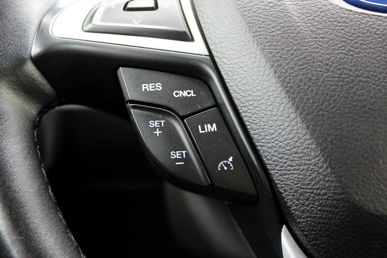 Ford Mondeo SW - Zdjęcie 22