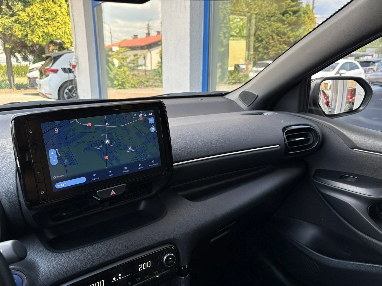 Toyota Yaris - Zdjęcie 15
