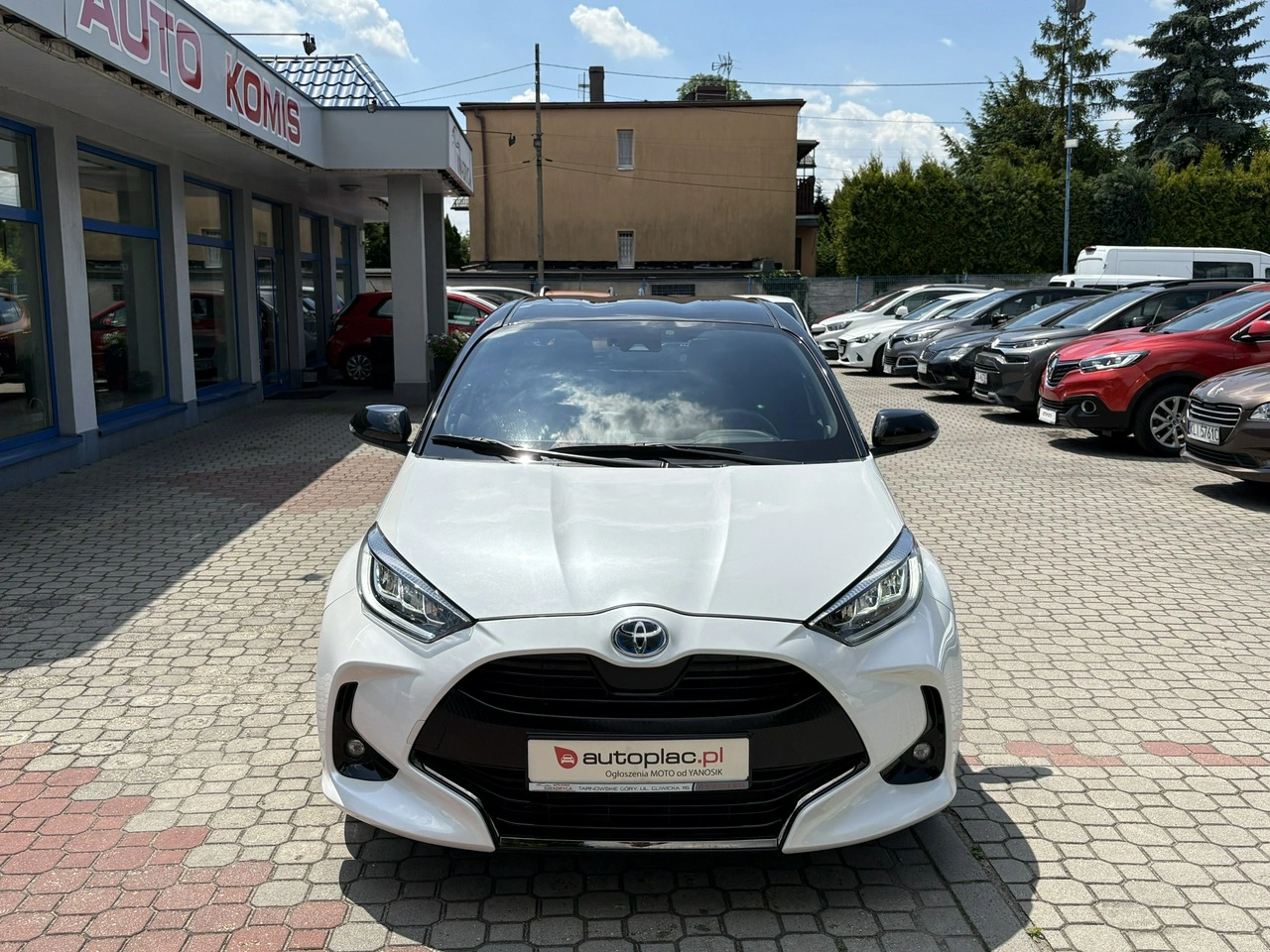 Toyota Yaris - Zdjęcie 2
