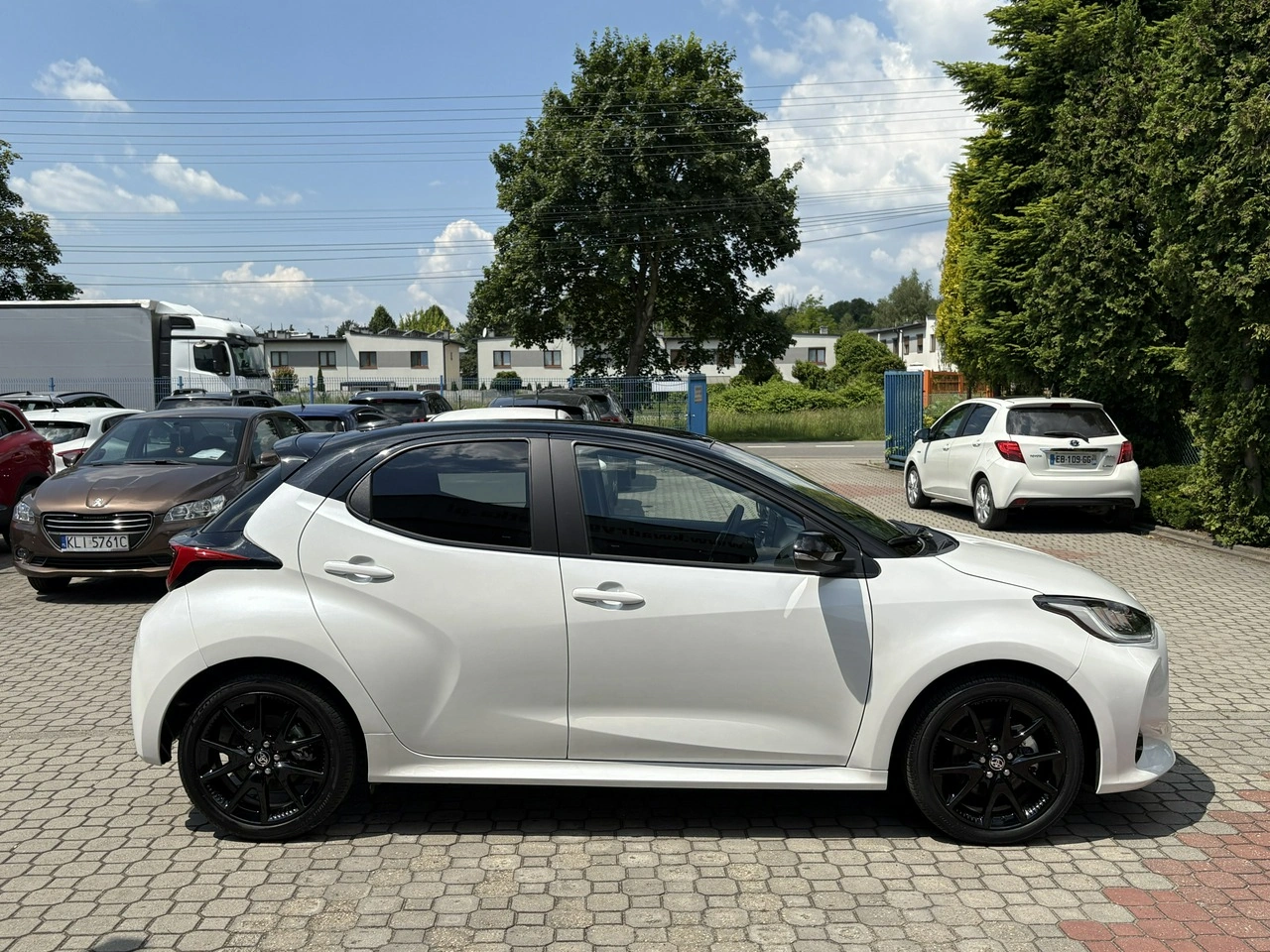 Toyota Yaris - Zdjęcie 4