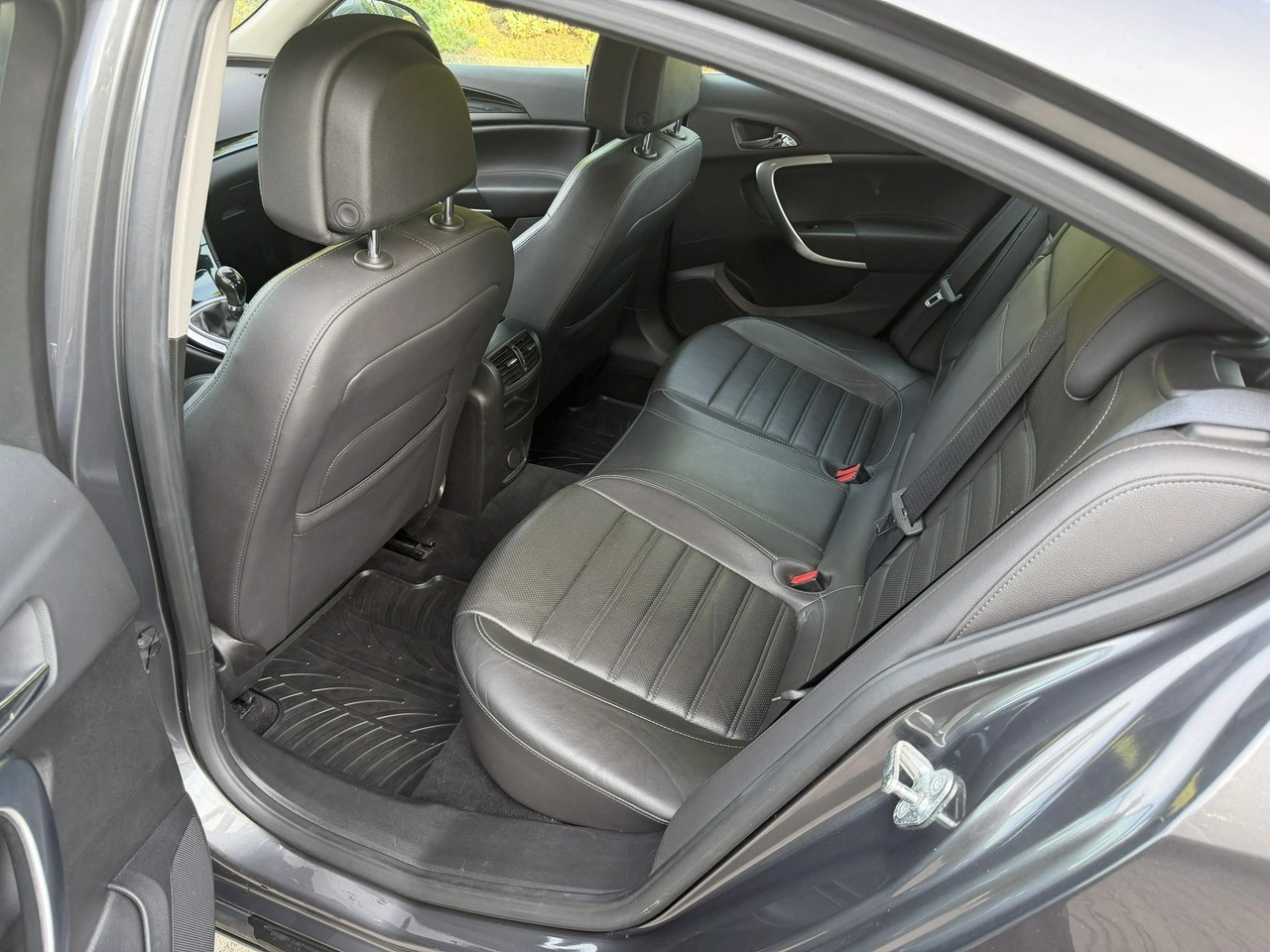 Opel Insignia - Zdjęcie 12