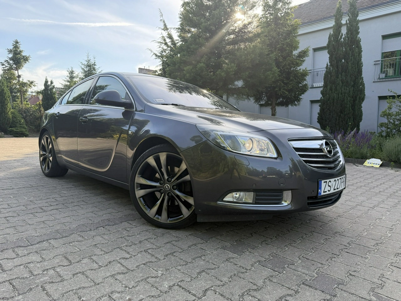 Opel Insignia - Główne zdjęcie