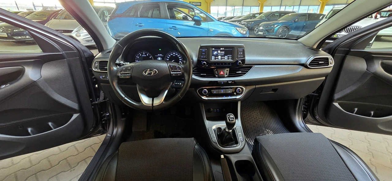 Hyundai i30 - Zdjęcie 12