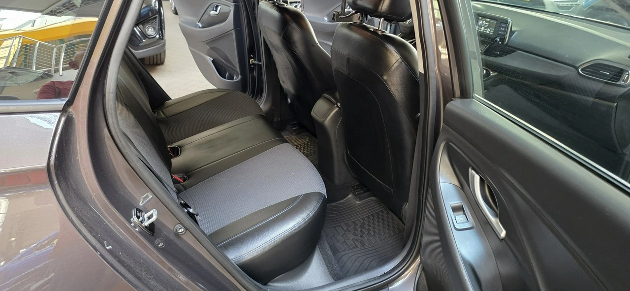 Hyundai i30 - Zdjęcie 14