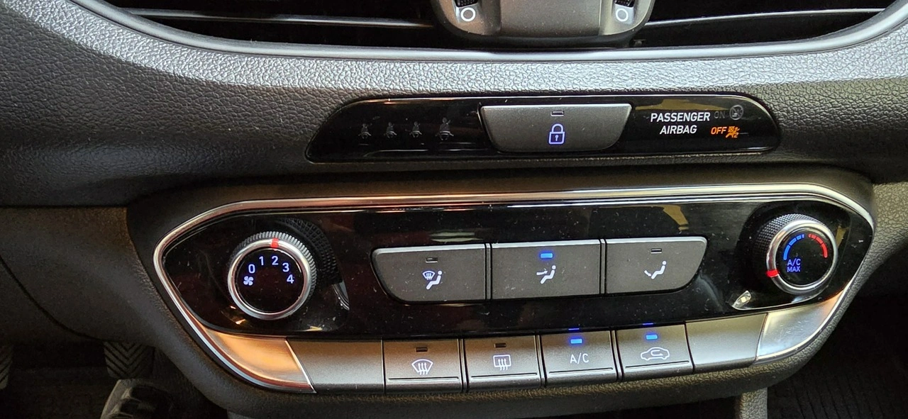 Hyundai i30 - Zdjęcie 22