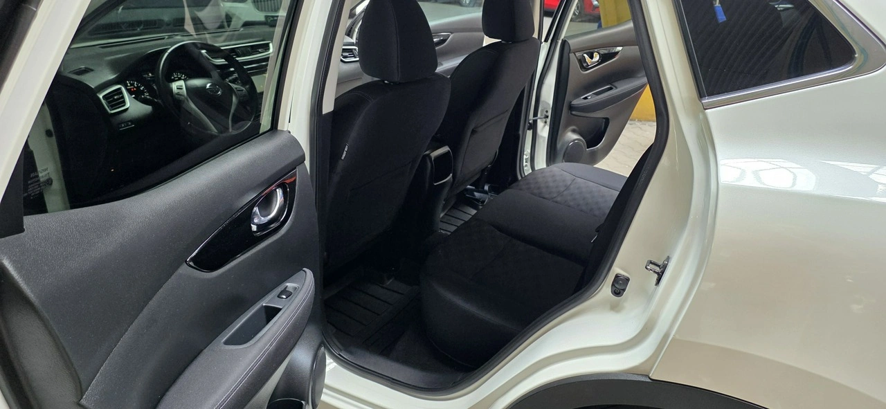 Nissan Qashqai - Zdjęcie 9