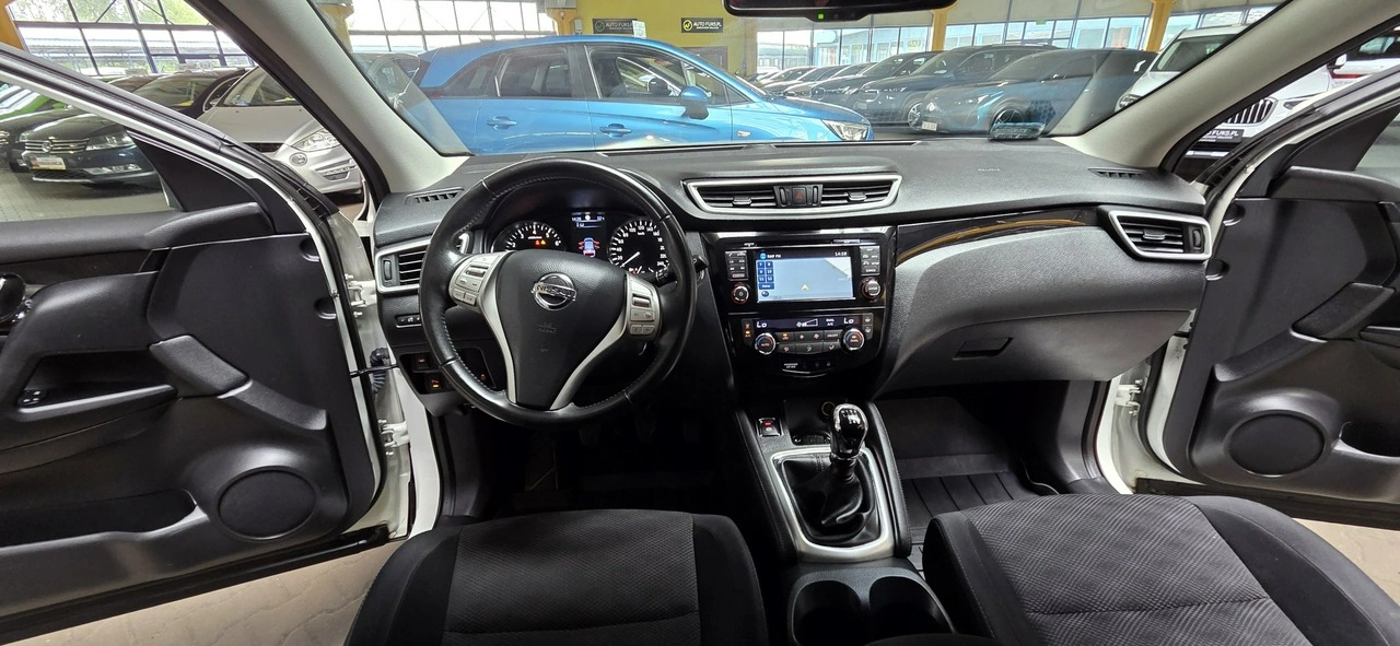 Nissan Qashqai - Zdjęcie 10
