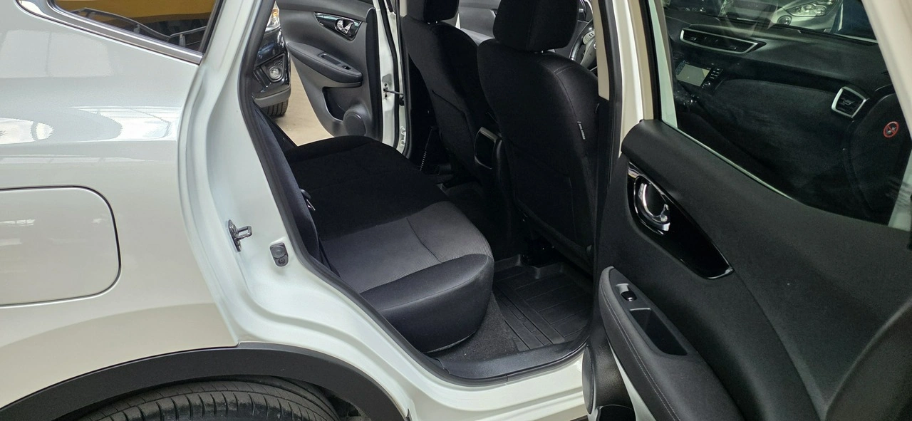 Nissan Qashqai - Zdjęcie 12