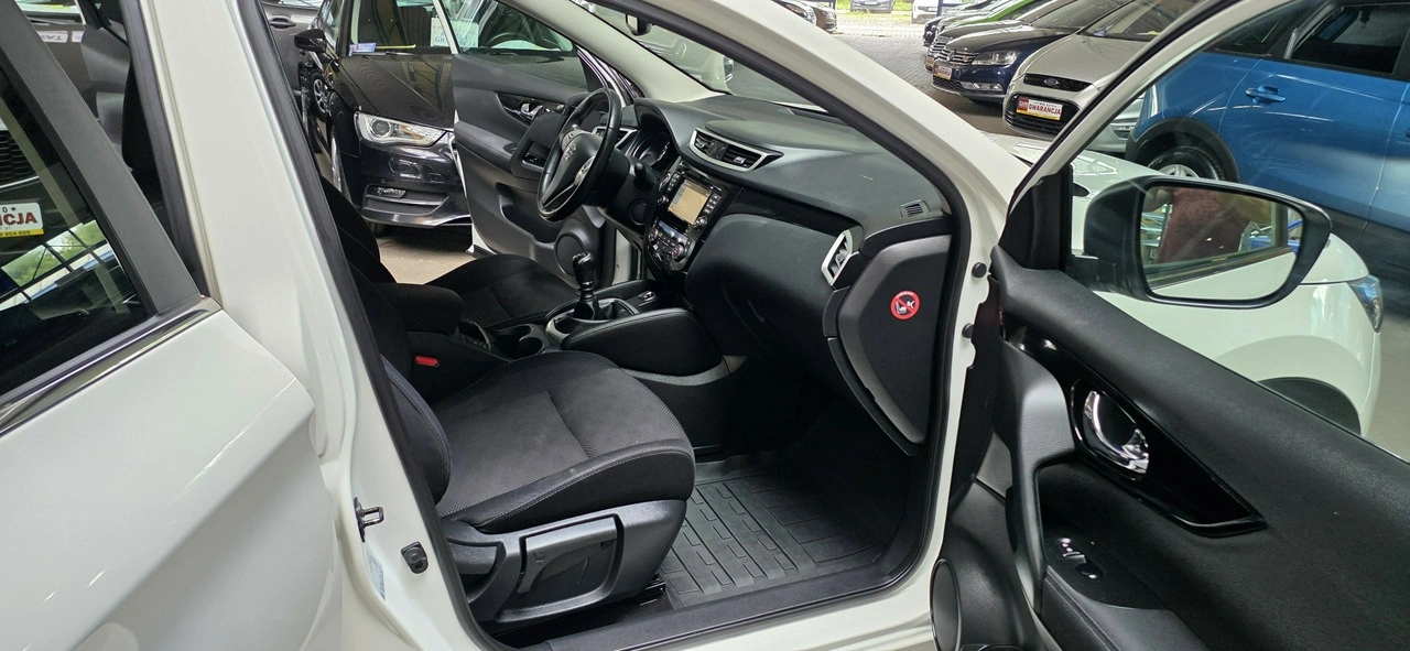 Nissan Qashqai - Zdjęcie 13