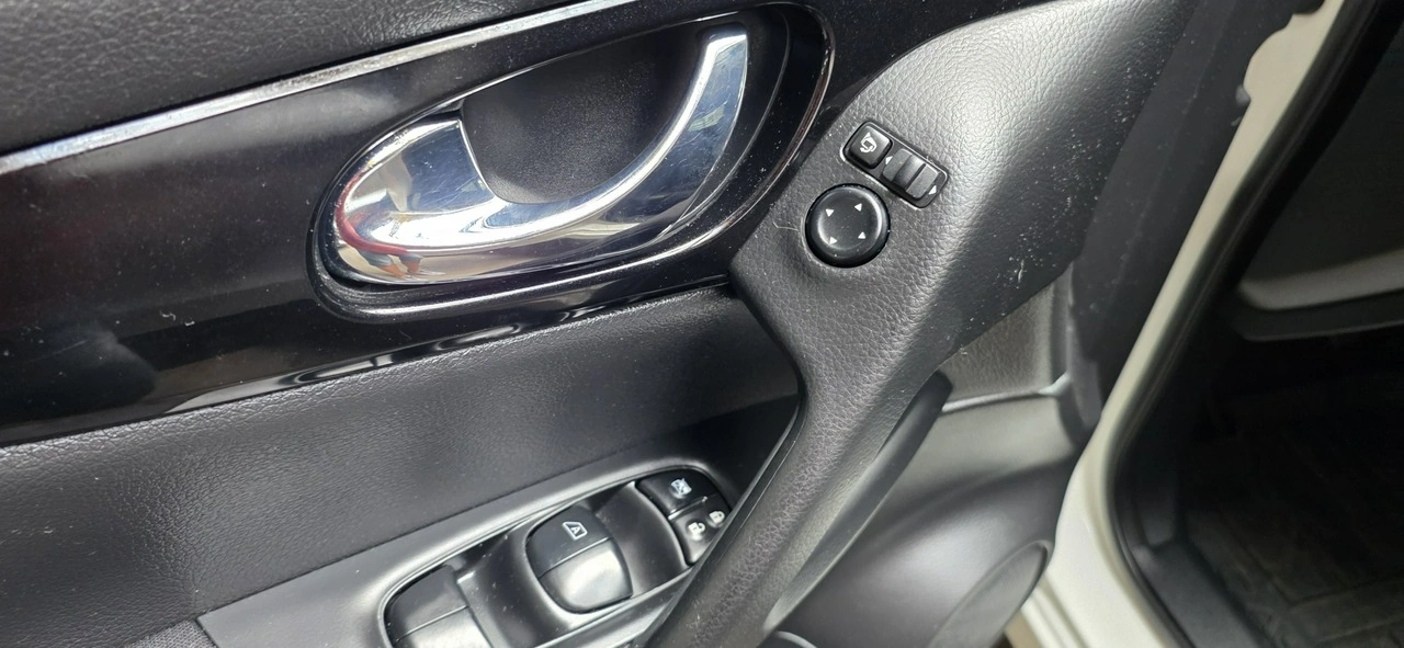 Nissan Qashqai - Zdjęcie 14