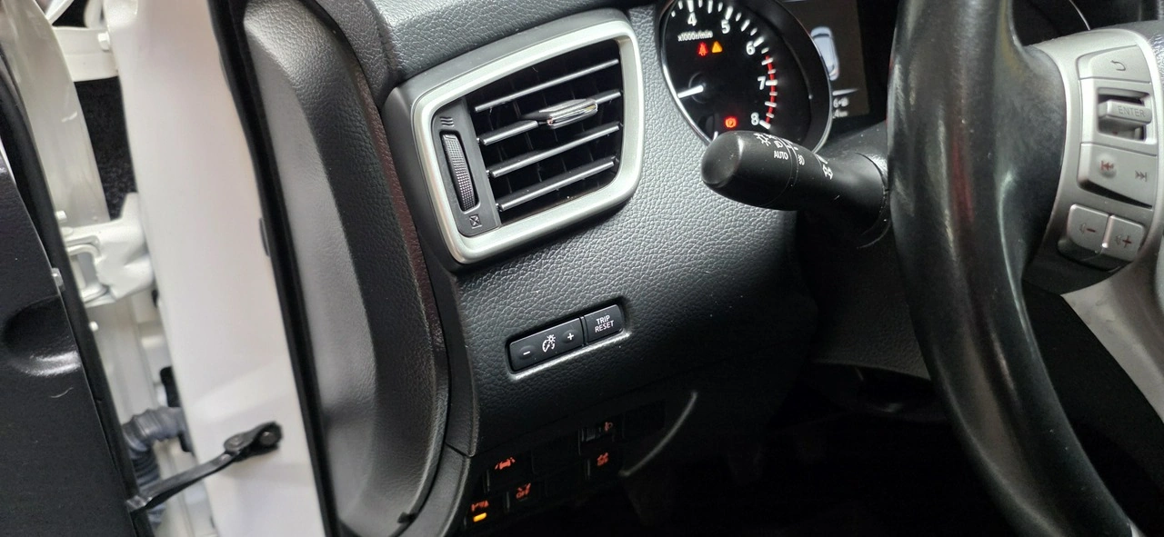 Nissan Qashqai - Zdjęcie 15