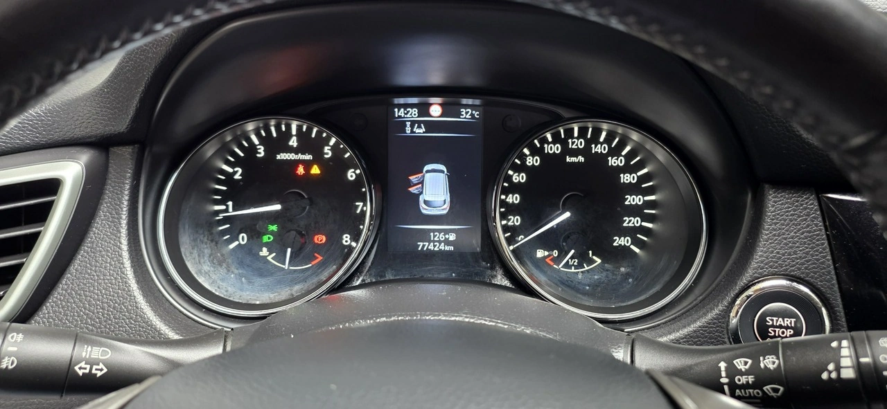 Nissan Qashqai - Zdjęcie 16