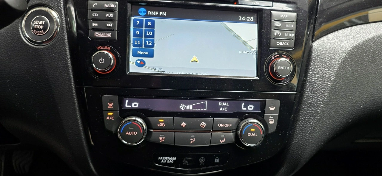 Nissan Qashqai - Zdjęcie 17