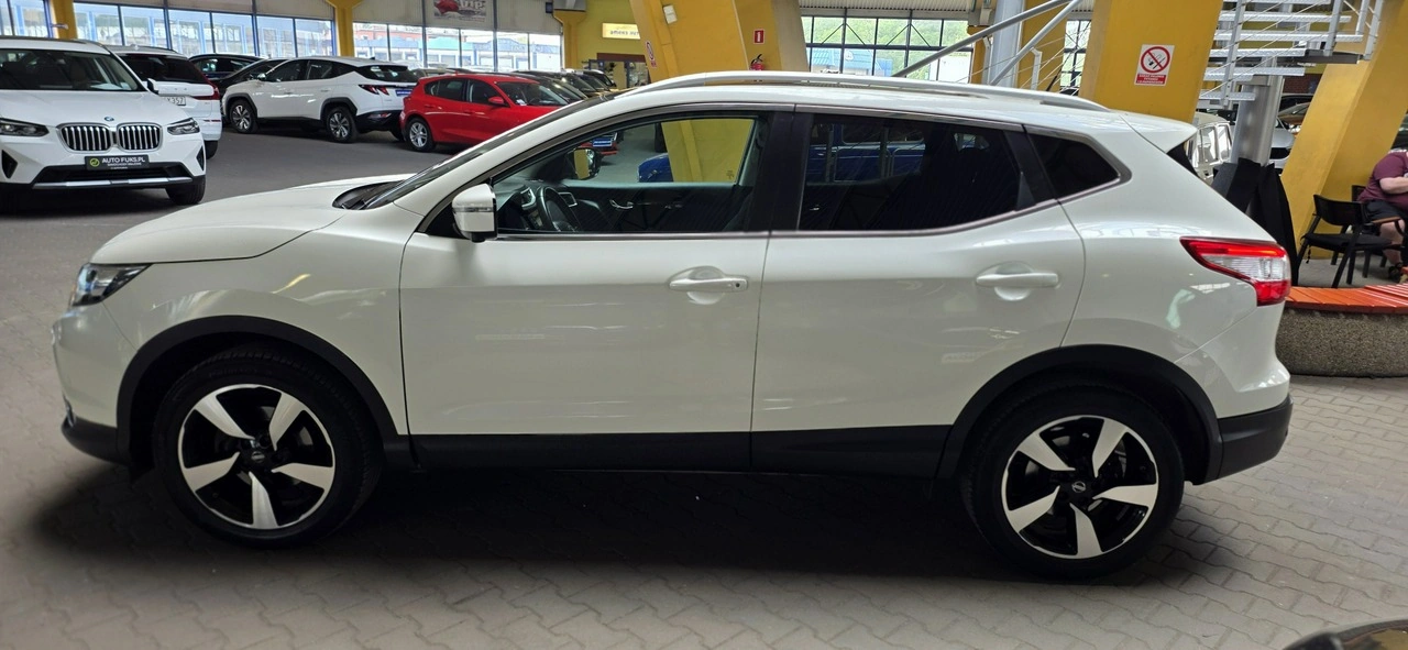 Nissan Qashqai - Zdjęcie 4
