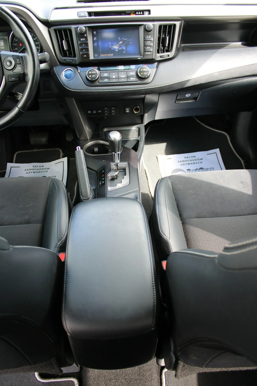 Toyota RAV-4 - Zdjęcie 19