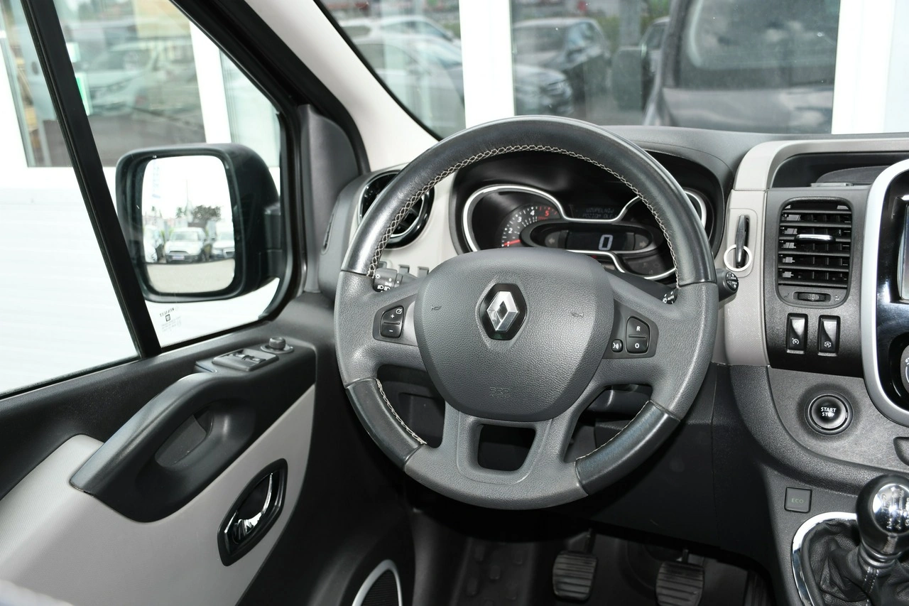 Renault Trafic - Zdjęcie 22