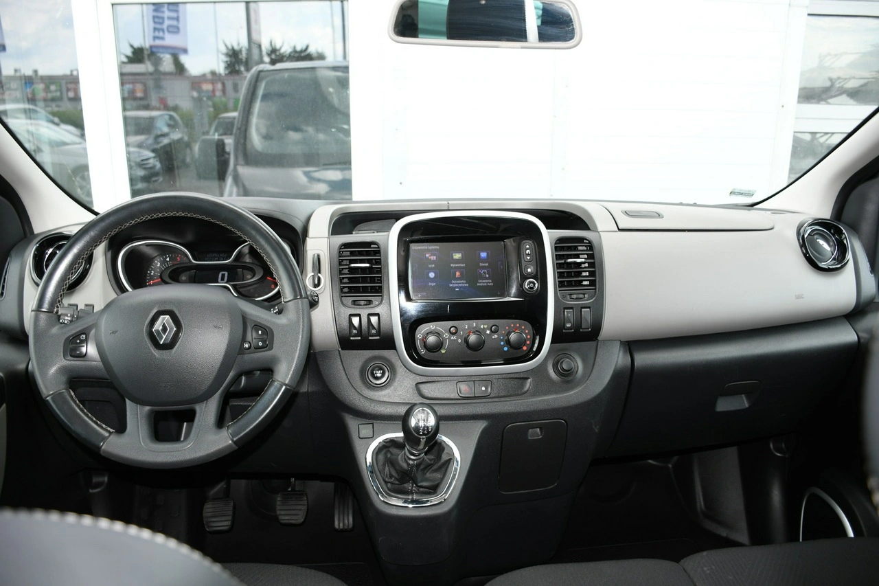Renault Trafic - Zdjęcie 3