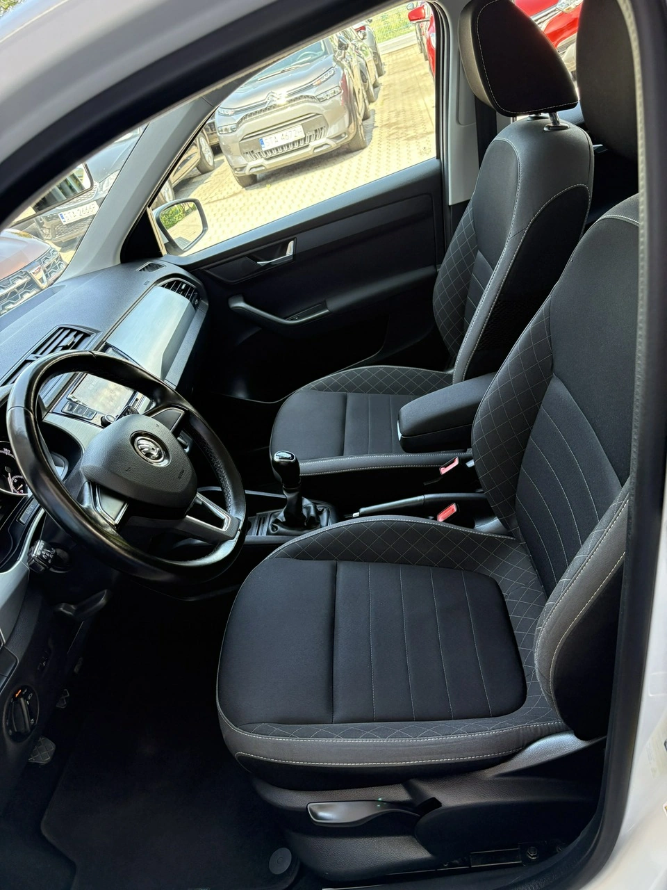 Skoda Fabia - Zdjęcie 14