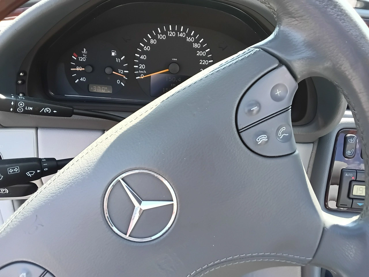 Mercedes CLK 230 - Zdjęcie 24
