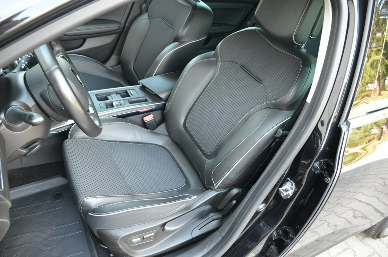 Renault Megane - Zdjęcie 23