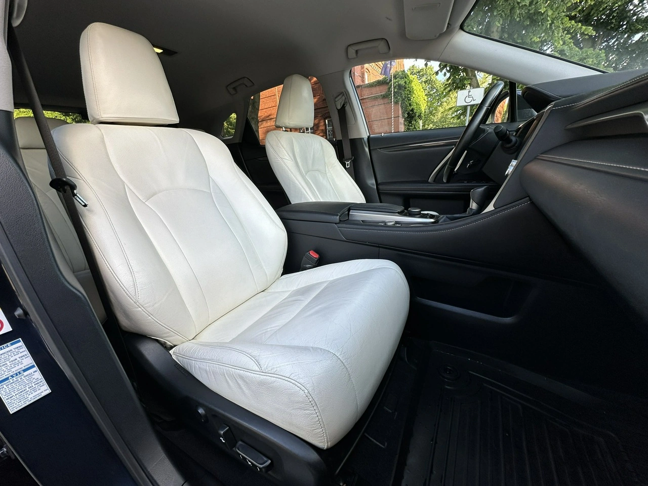 Lexus RX - Zdjęcie 8