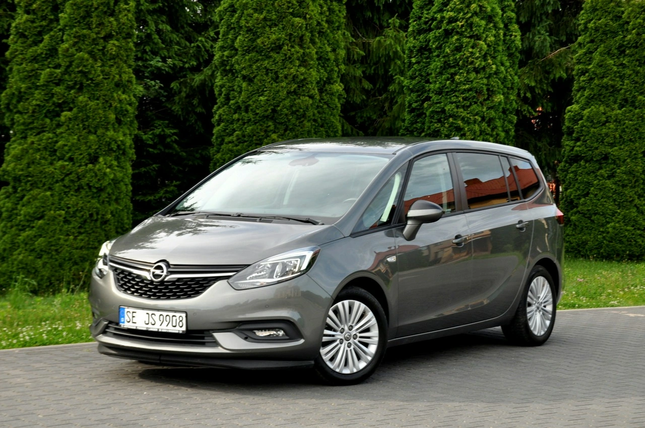 Opel Zafira - Zdjęcie 9