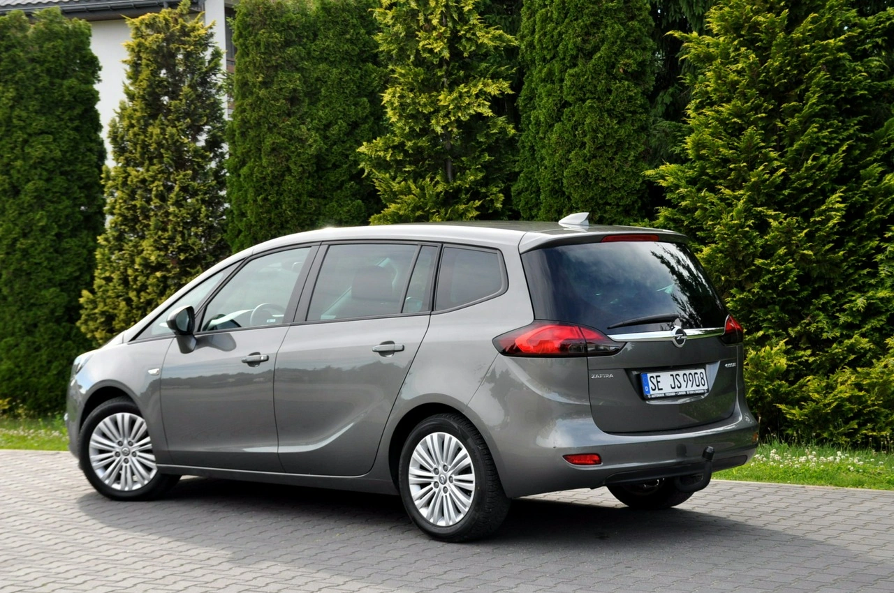 Opel Zafira - Zdjęcie 11