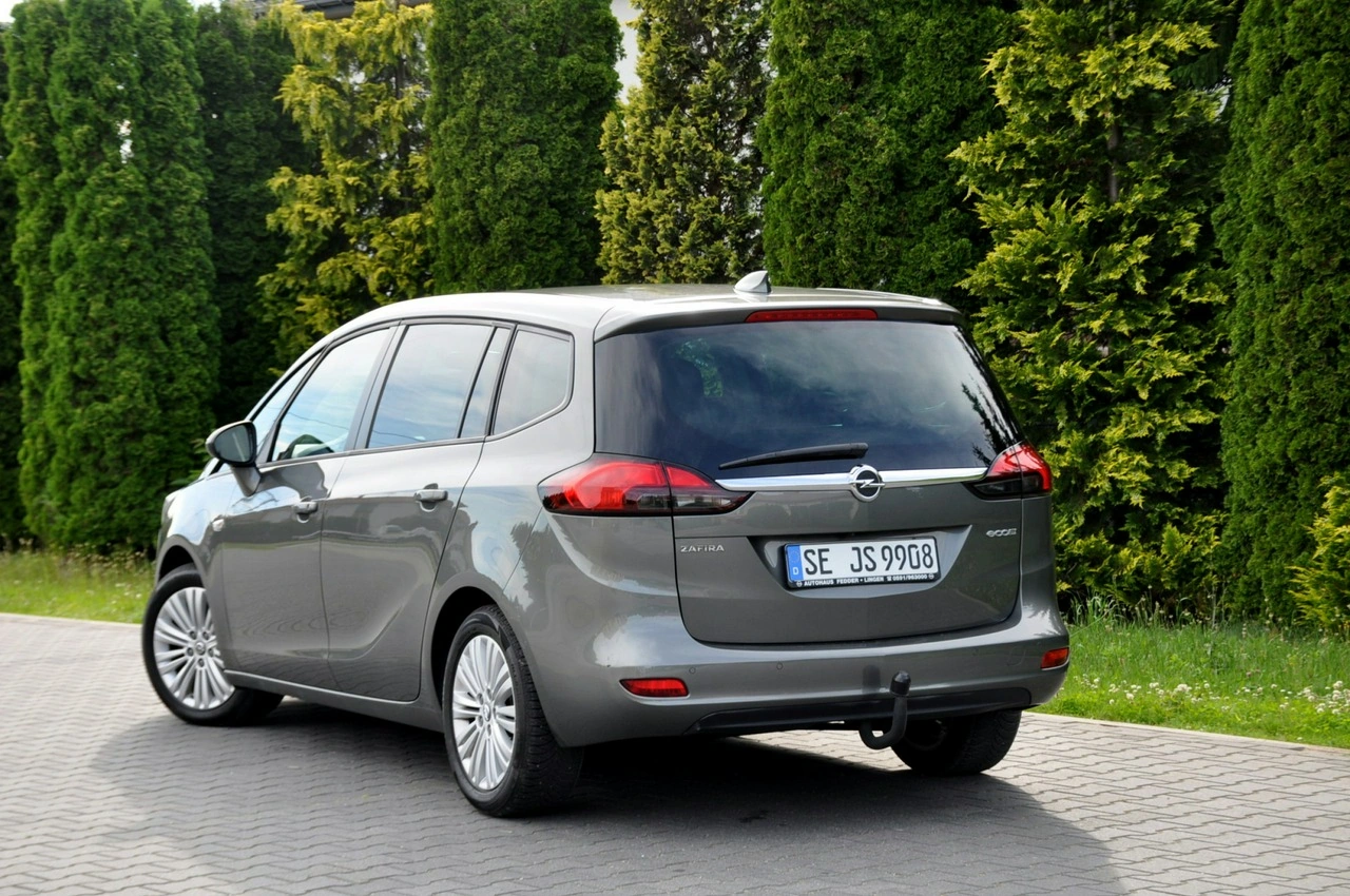 Opel Zafira - Zdjęcie 12