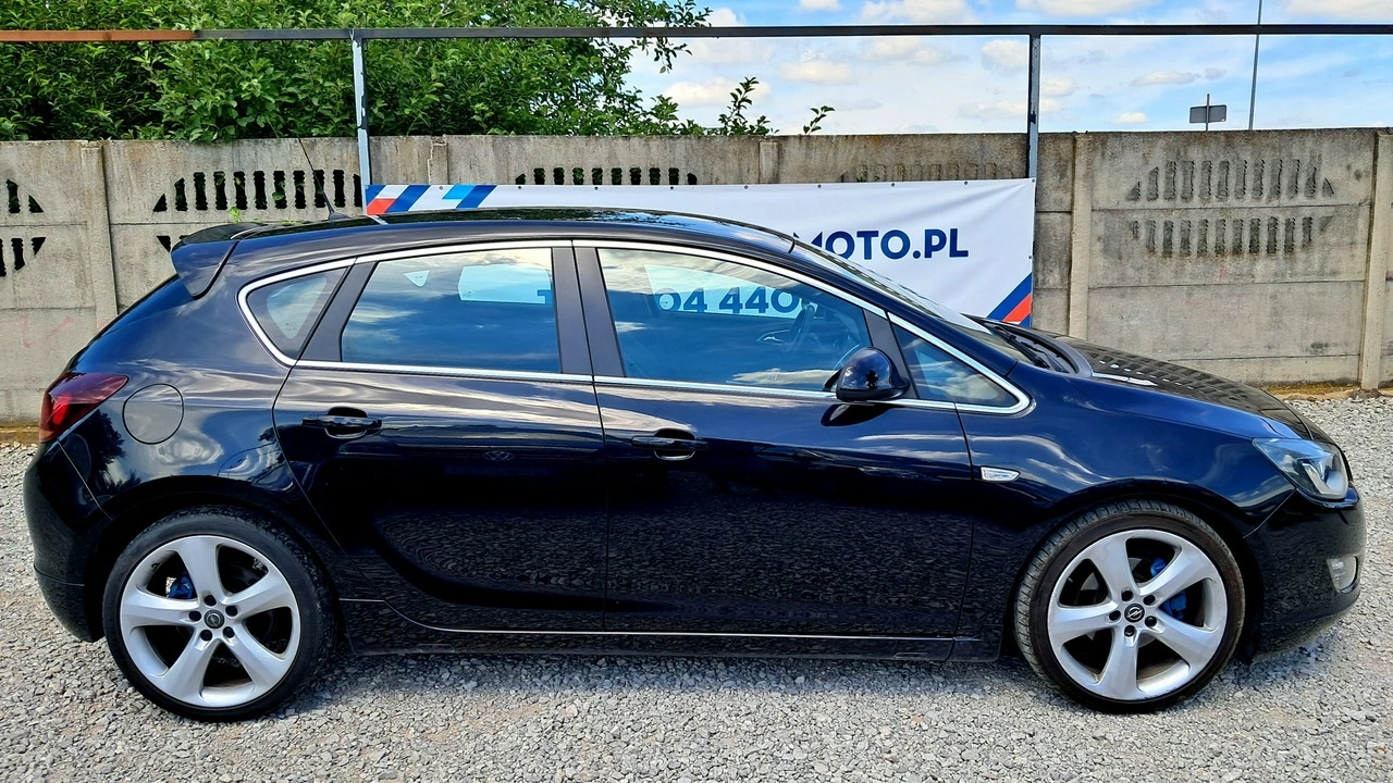 Opel Astra - Zdjęcie 2