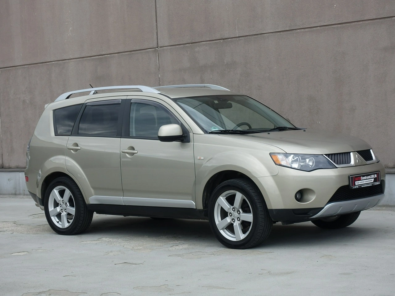 Mitsubishi Outlander - Zdjęcie 1