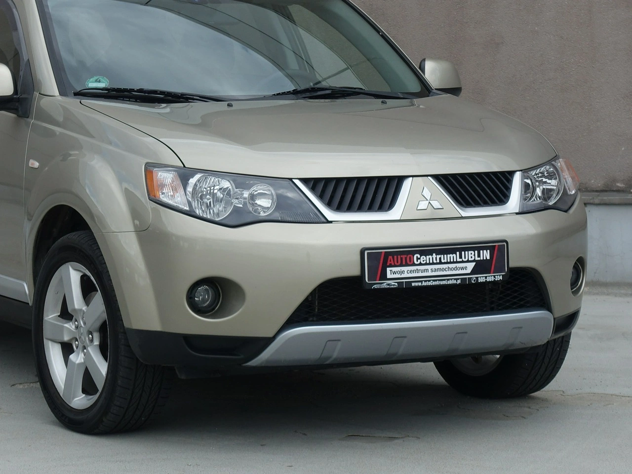 Mitsubishi Outlander - Zdjęcie 3