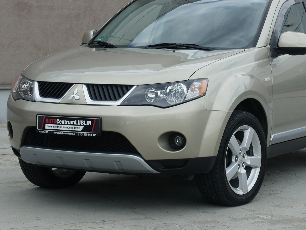 Mitsubishi Outlander - Zdjęcie 6