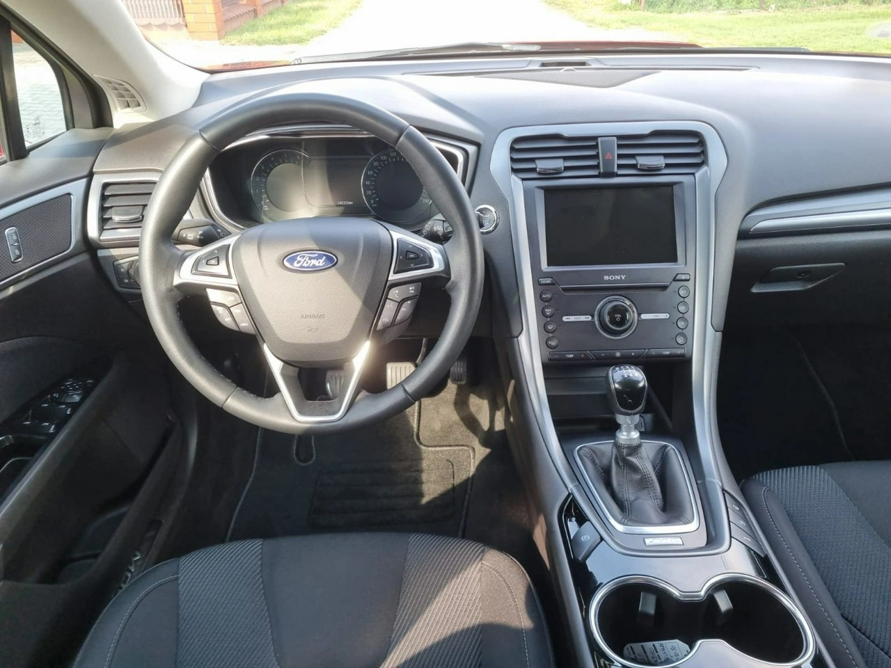 Ford Mondeo - Zdjęcie 15
