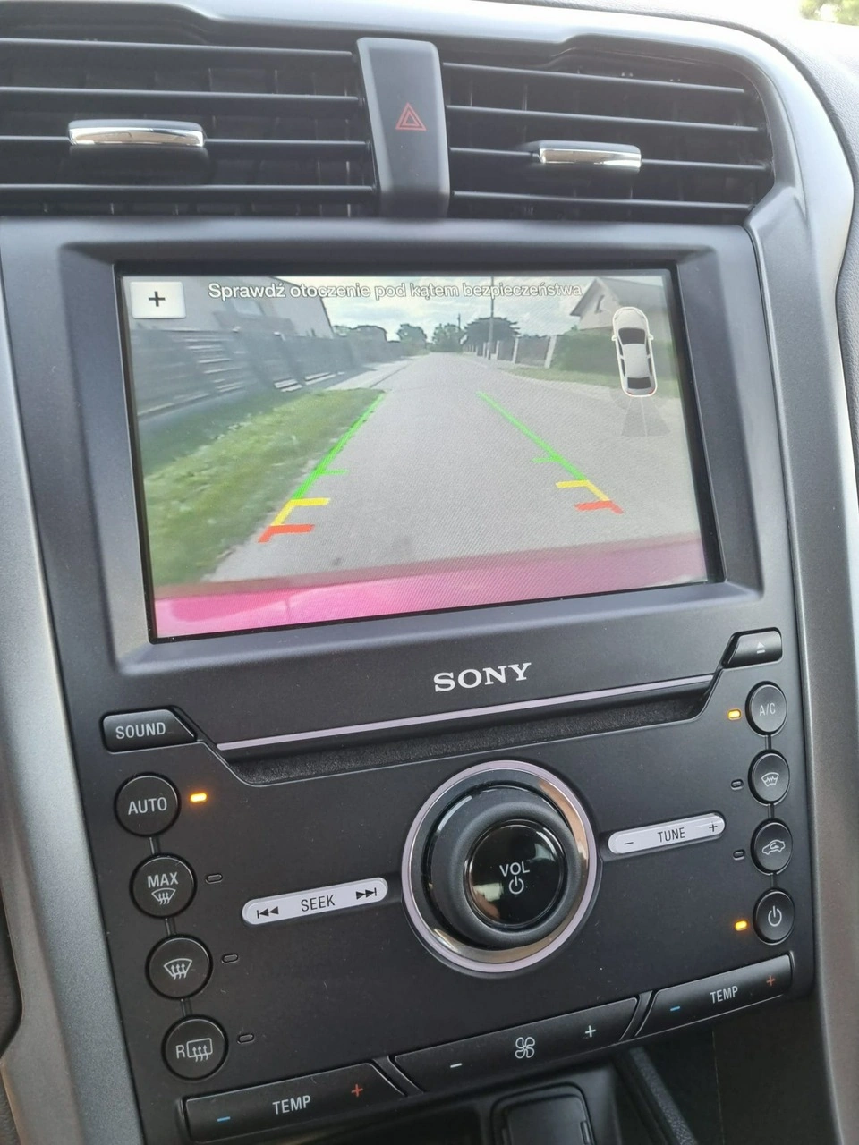 Ford Mondeo - Zdjęcie 17