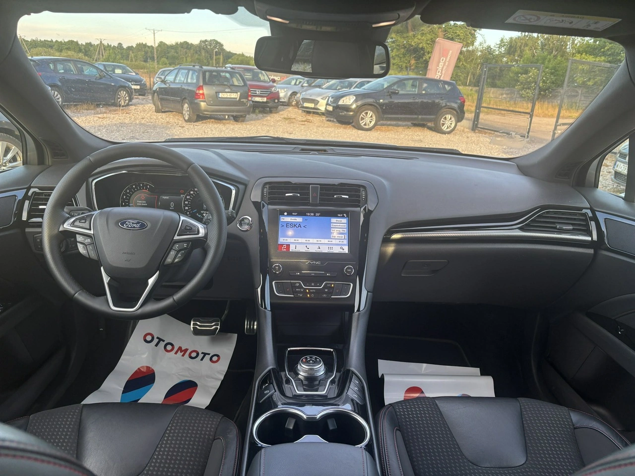 Ford Mondeo - Zdjęcie 21