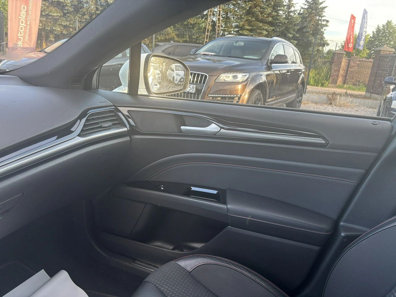 Ford Mondeo - Zdjęcie 29