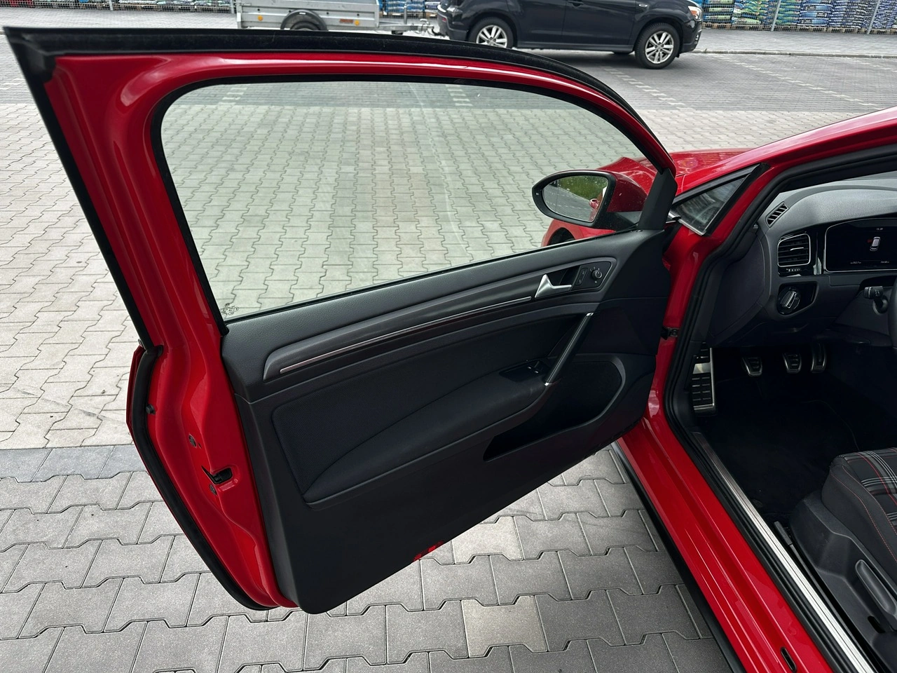 Volkswagen Golf - Zdjęcie 12