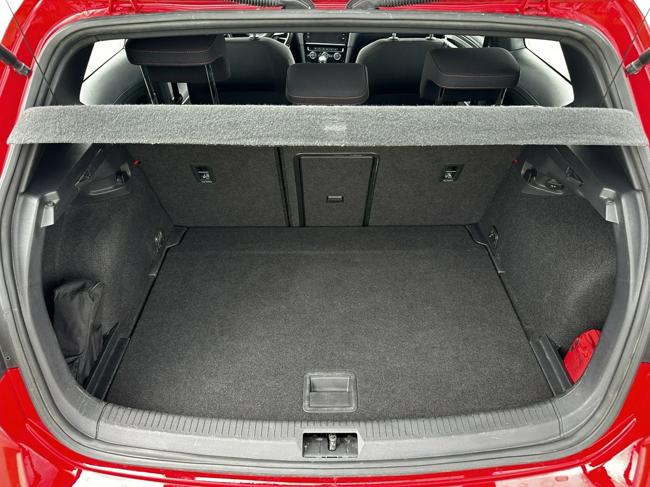 Volkswagen Golf - Zdjęcie 13