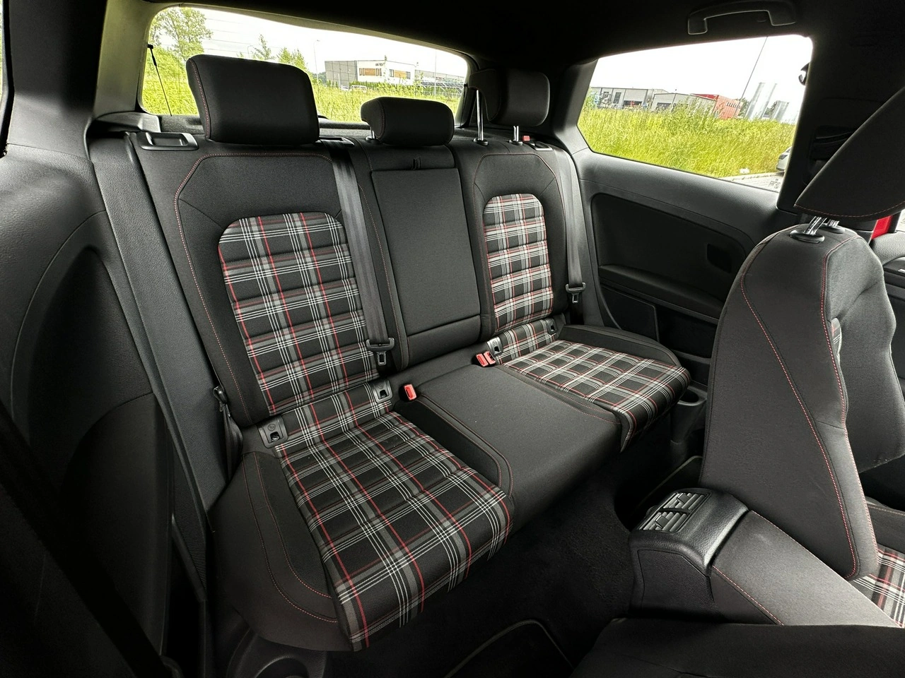 Volkswagen Golf - Zdjęcie 15