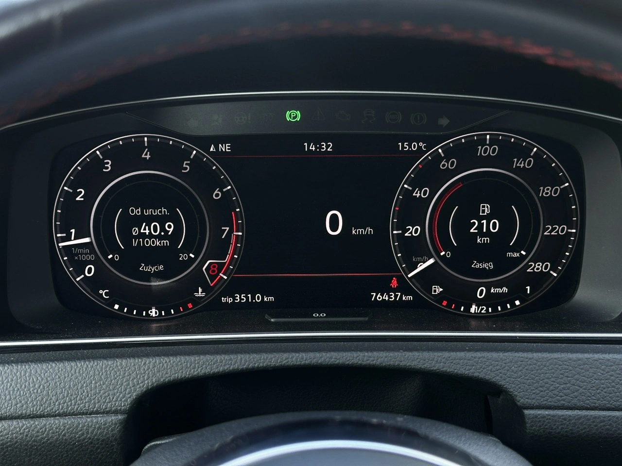 Volkswagen Golf - Zdjęcie 17