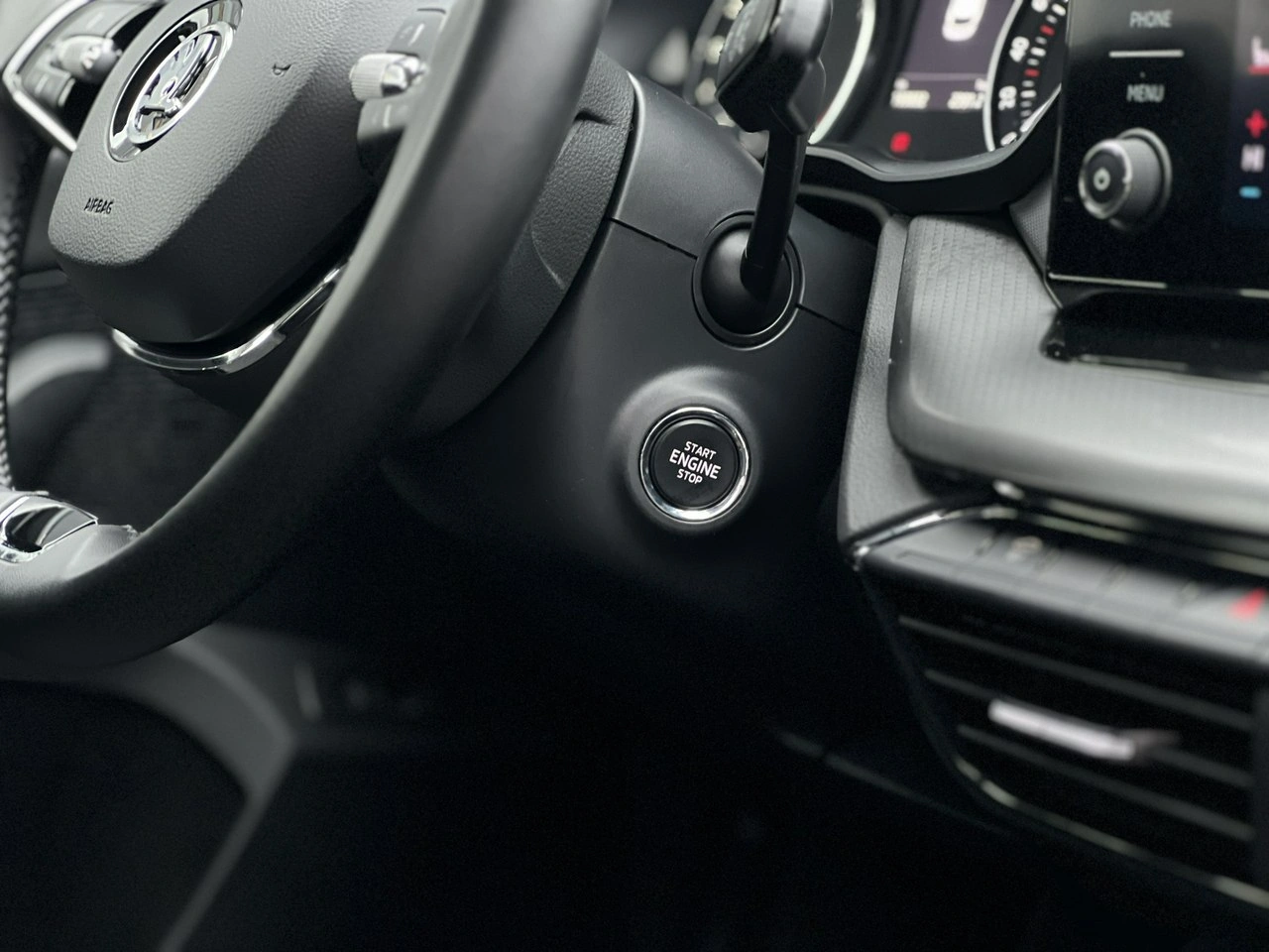 Skoda Octavia - Zdjęcie 23