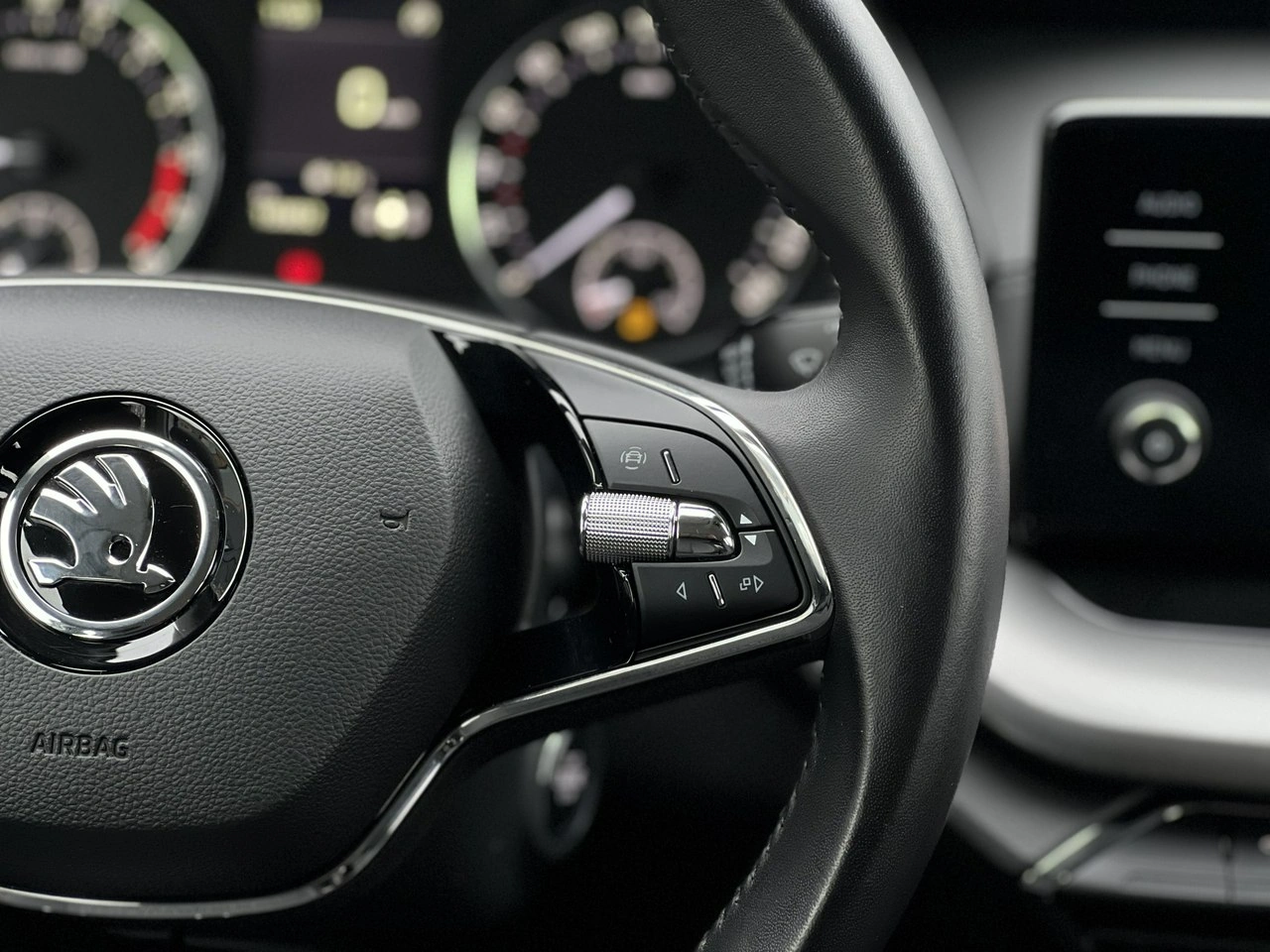 Skoda Octavia - Zdjęcie 33