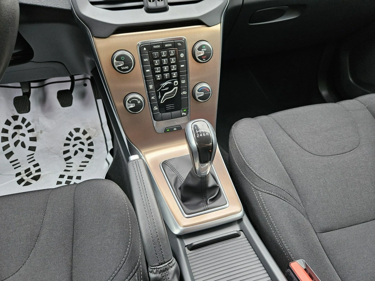 Volvo V40 - Zdjęcie 11