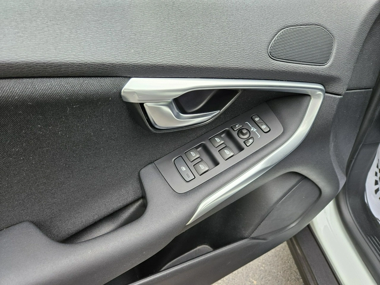 Volvo V40 - Zdjęcie 13