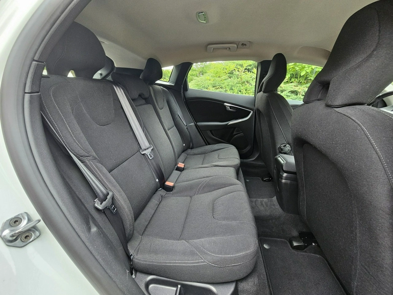 Volvo V40 - Zdjęcie 15